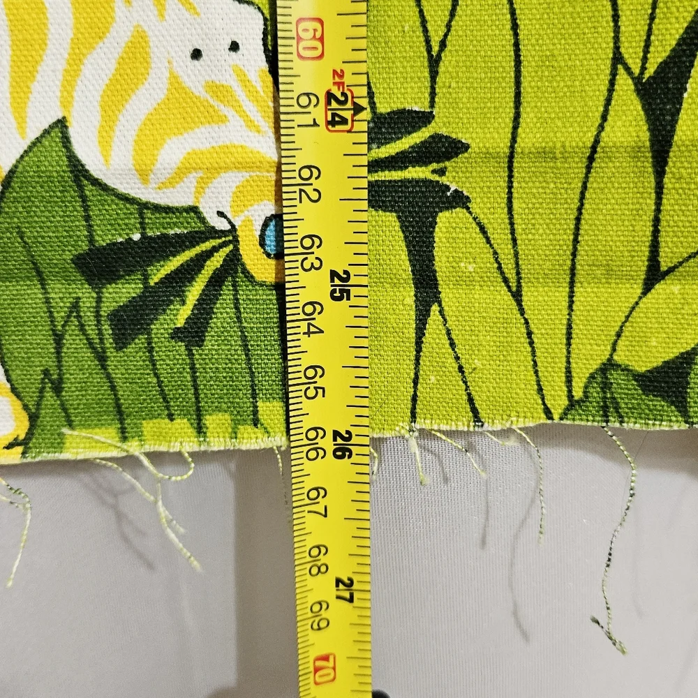 House N Home Fabric & Draperies - Vintage Jungle Theme Drapery Remnant - 1970's - Picture 5 of 10